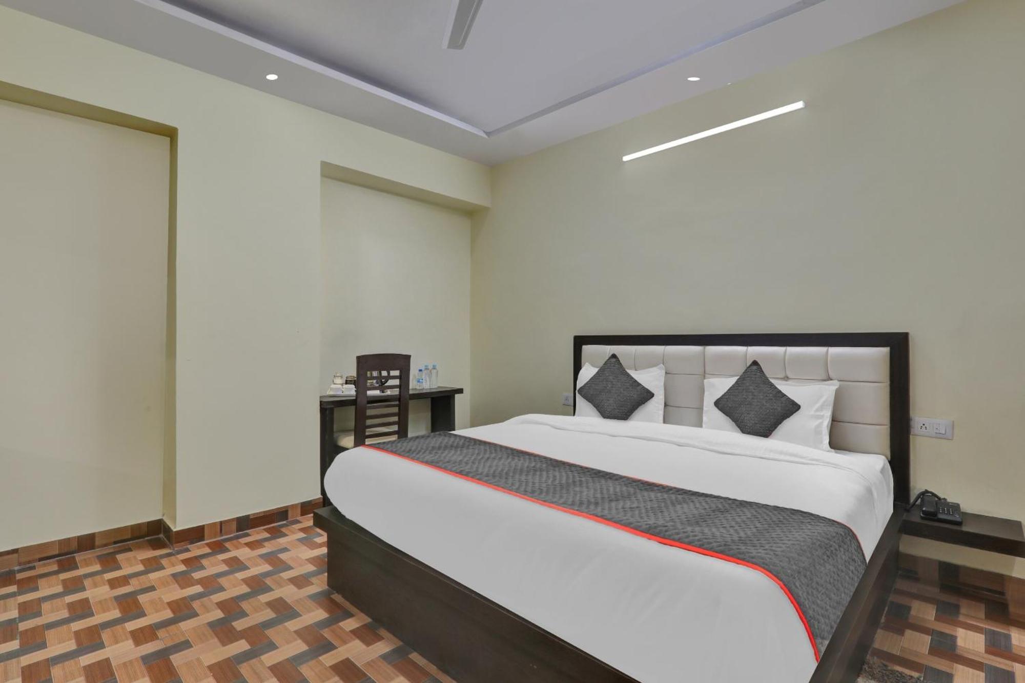 Collection O Starfield Hotel Lucknow Exterior foto
