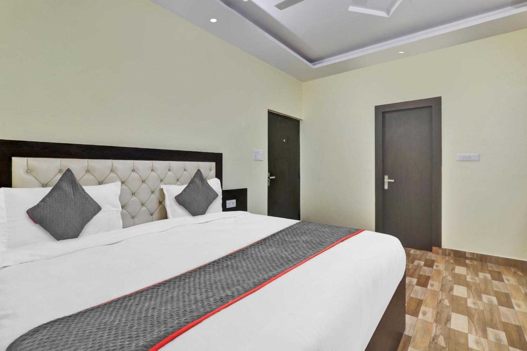 Collection O Starfield Hotel Lucknow Exterior foto